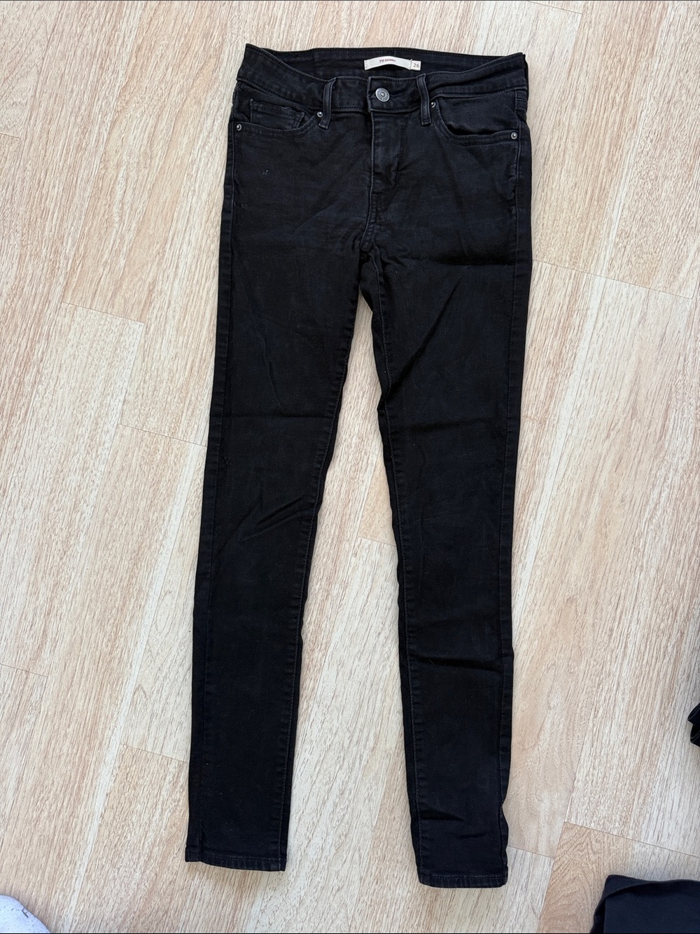 Black Levi’s 711 Women's Skinny Jeans